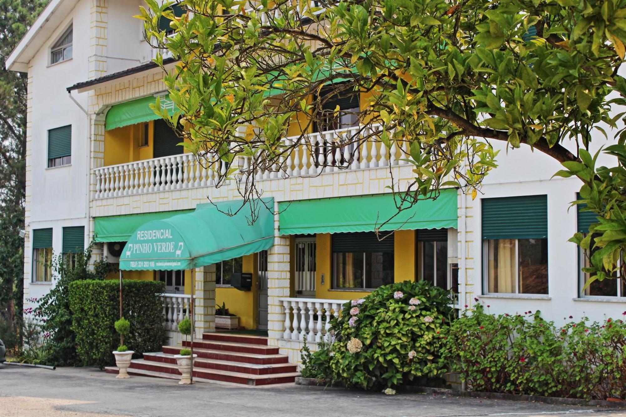 Residencial Pinho Verde มิอัลฮาดา ภายนอก รูปภาพ
