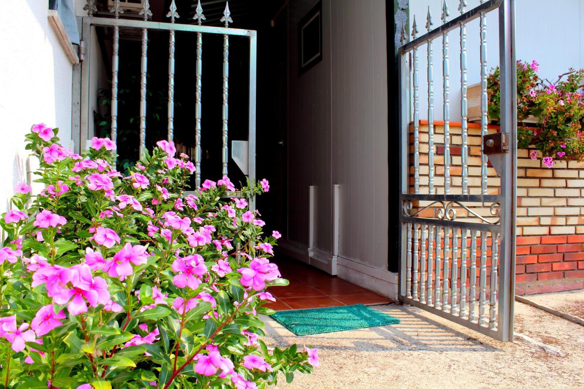 Residencial Pinho Verde มิอัลฮาดา ภายนอก รูปภาพ