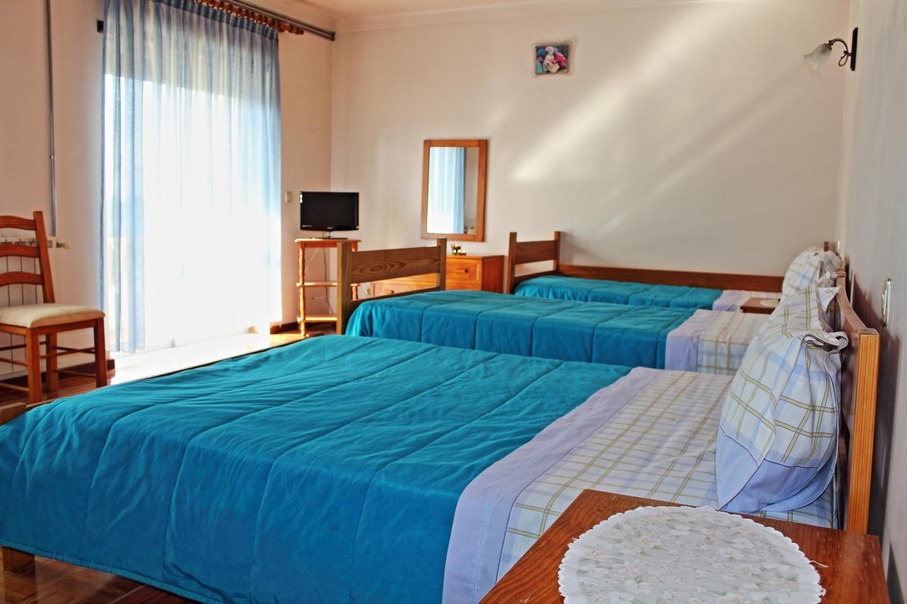 Residencial Pinho Verde มิอัลฮาดา ภายนอก รูปภาพ